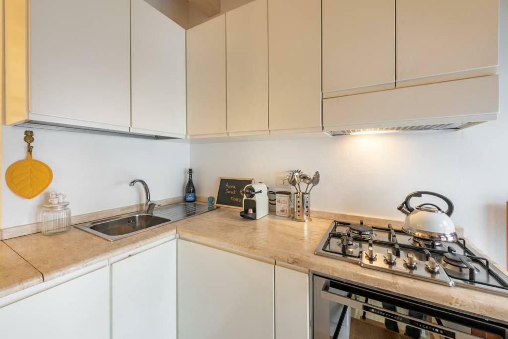 Mirti Boutique Apartment Heart Cagliari Buitenkant foto