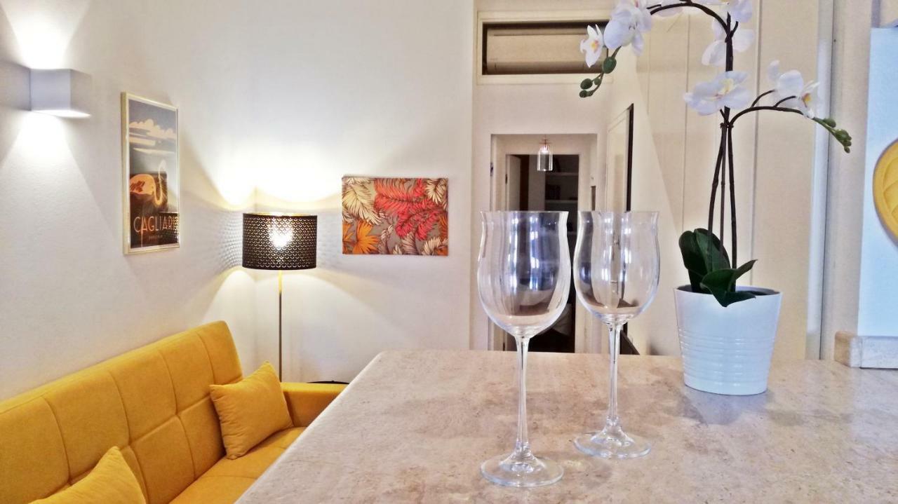 Mirti Boutique Apartment Heart Cagliari Buitenkant foto